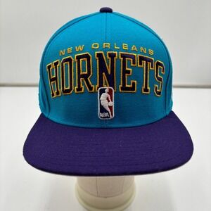 New Orleans Hornets NBA Draft Snapback Hat Adidas OSFA Teal Purple